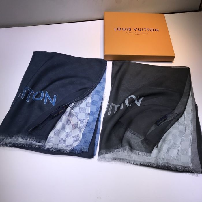 Louis Vuitton Scarf LVS00164